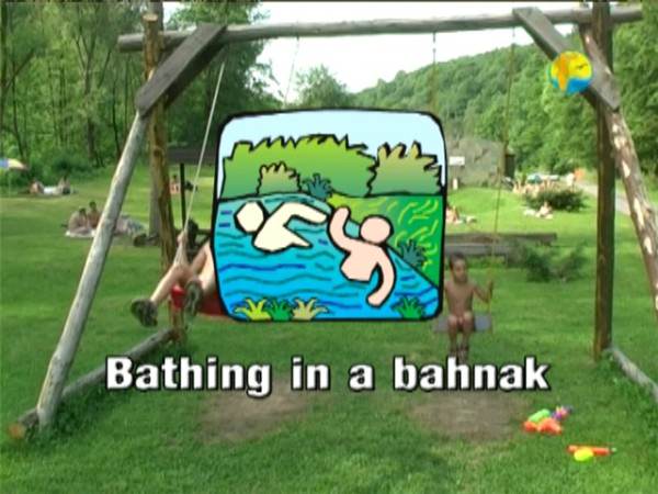 FKK video family naturism - Bathing in a Bahnak