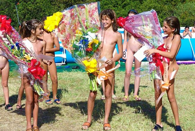 Photo Contest young girl nudists (set 19)